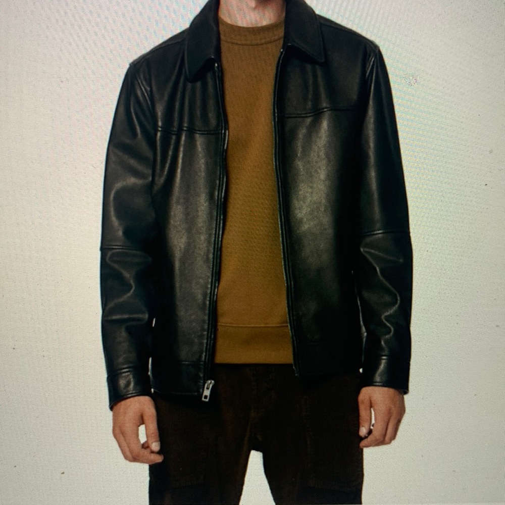 Andrew Marc men’s black leather bomber jacket
